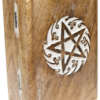 Boîte pentacle en bois sculptée (pour protéger un jeu de tarot ou un pendule)-0